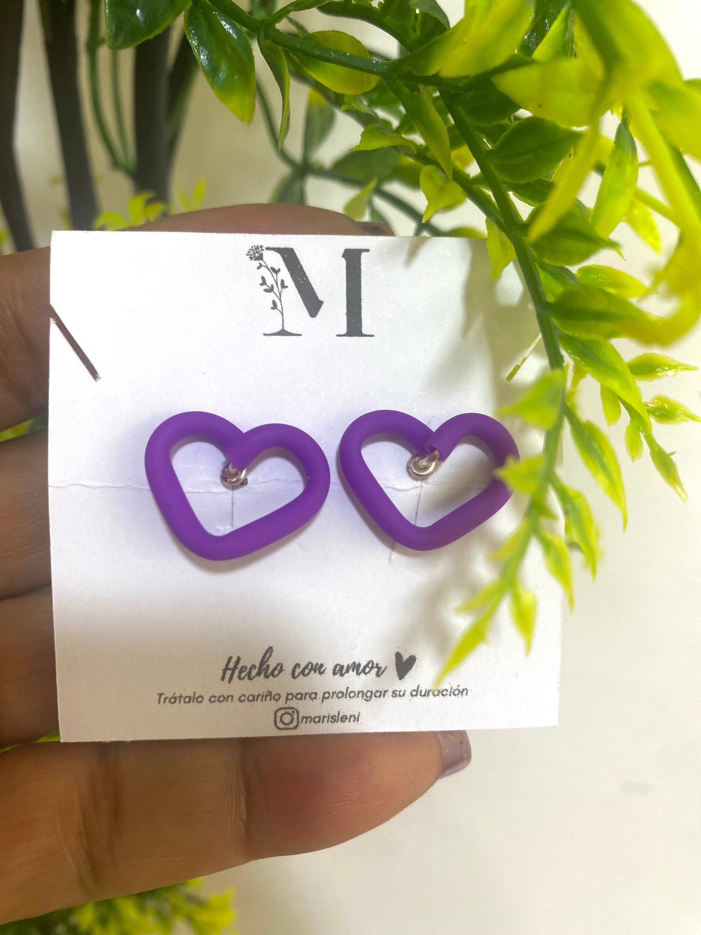 ZARCILLOS DE CORAZÓN EN GOMA