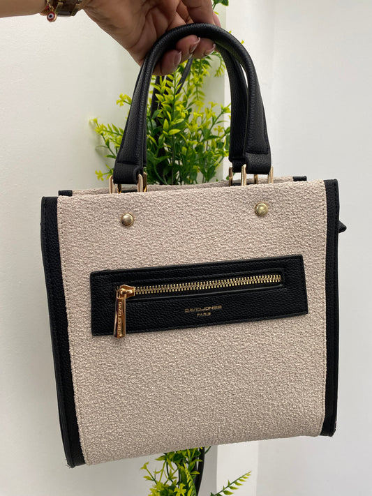 CARTERA PEQUEÑA TEXRURA PELUCHE ELEGANTE COLOR BEIGE