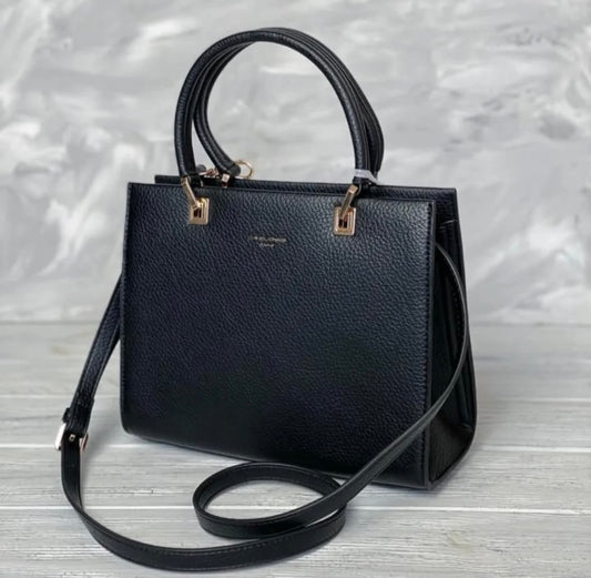 CARTERA ELEGANTE COLOR NEGRA CON ASAS Y TEXTURA TAMAÑO PEQUEÑA