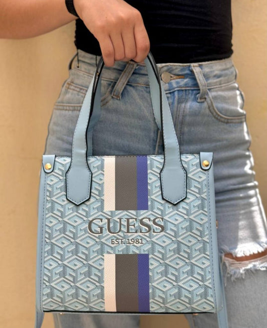 CARTERA TAMAÑO PEQUEÑA COLOR AZUL CLARO
