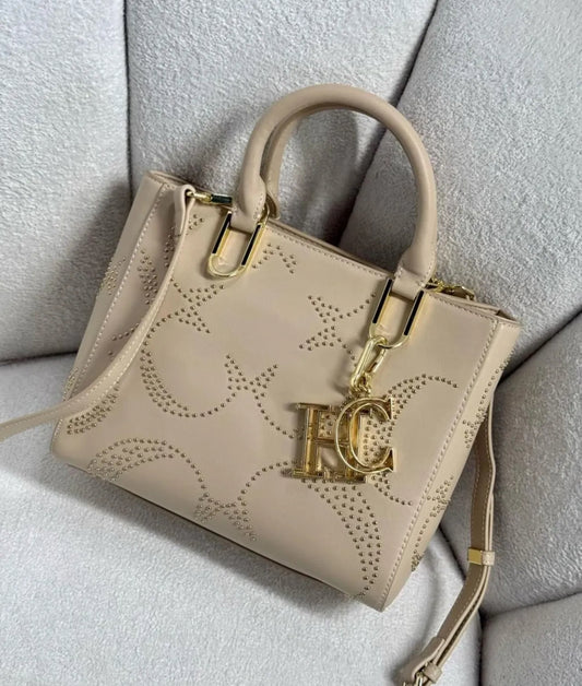 CARTERA PEQUEÑA CON APLIQUE PUNTICO