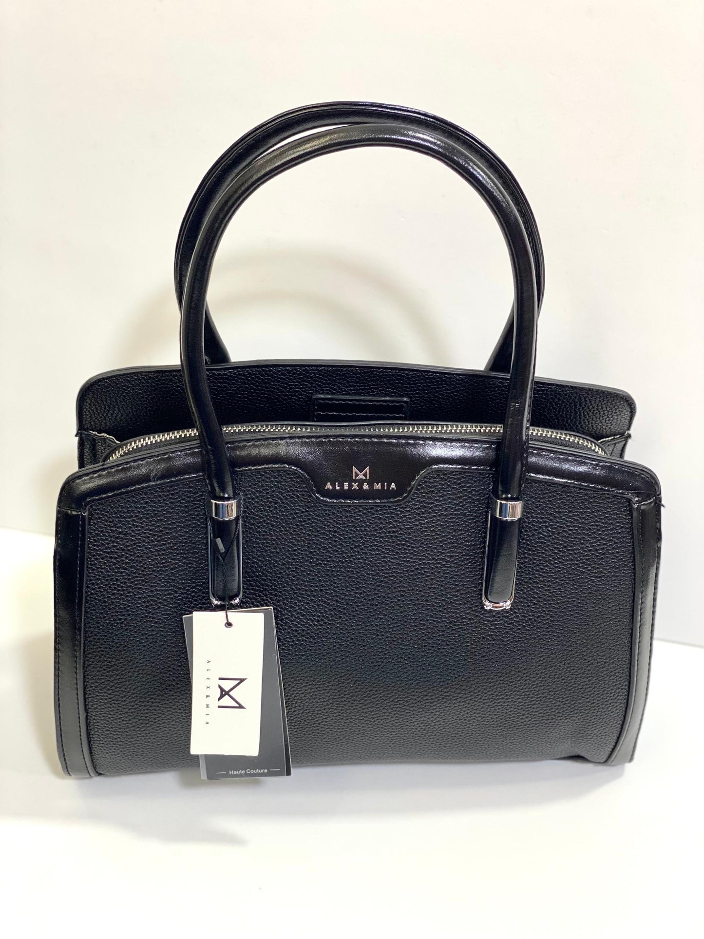 CARTERA TIPO BAÚL CON APLIQUE