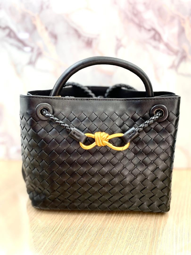 CARTERA TEJIDA BOTTEGA