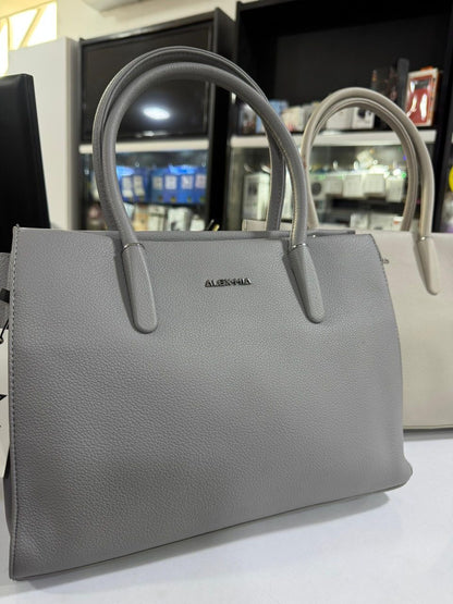 CARTERA CON ASAS LARGA DE DAMA