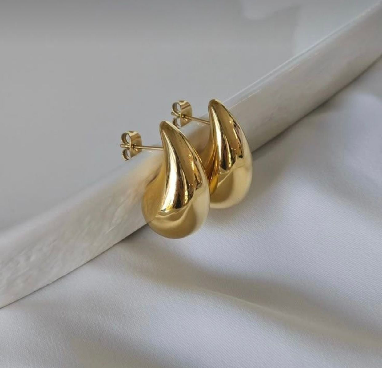ARGOLLAS Y ZARCILLOS DE DIFERENTES MODELOS