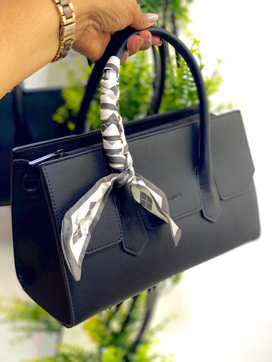 CARTERA ELEGANTE TIPO BAUL CON PAÑUELO