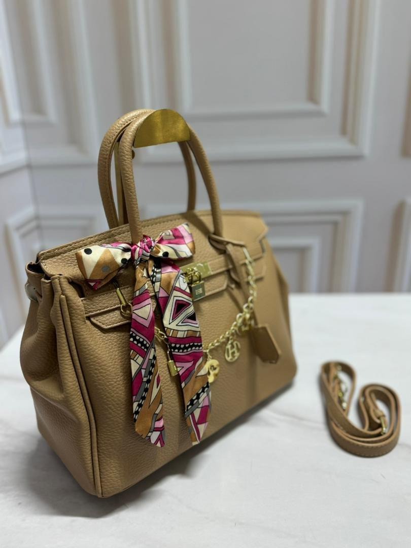 CARTERA ELEGANTE DE DAMA CON ACCESORIOS
