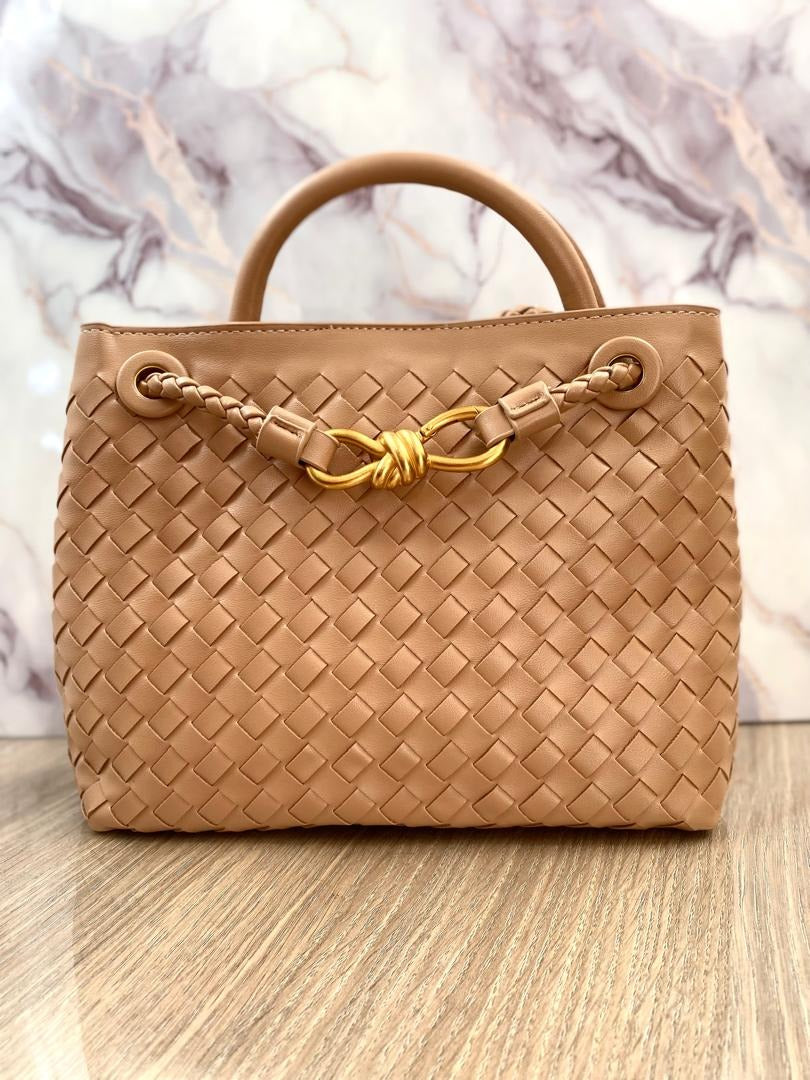 CARTERA TEJIDA BOTTEGA
