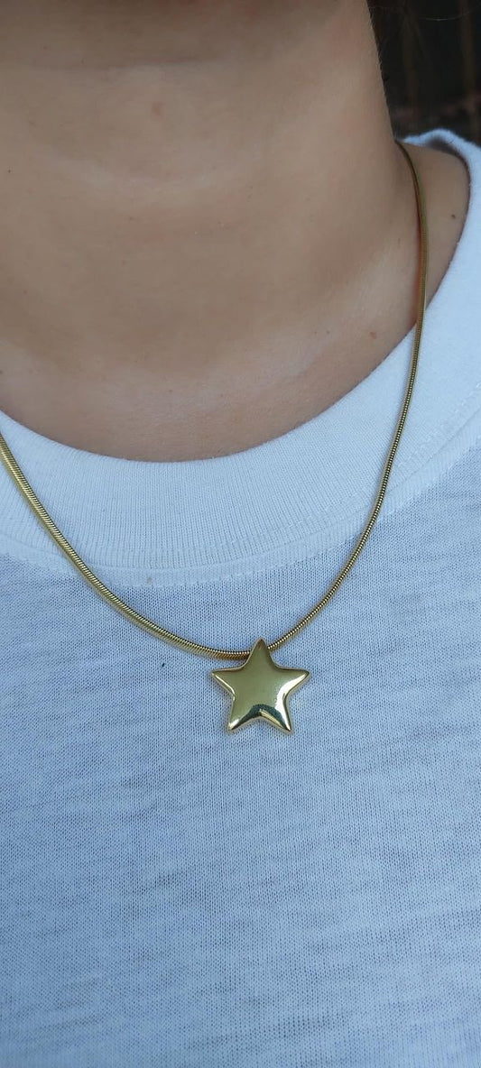 CADENA GRUESA CON DIJE DE ESTRELLA
