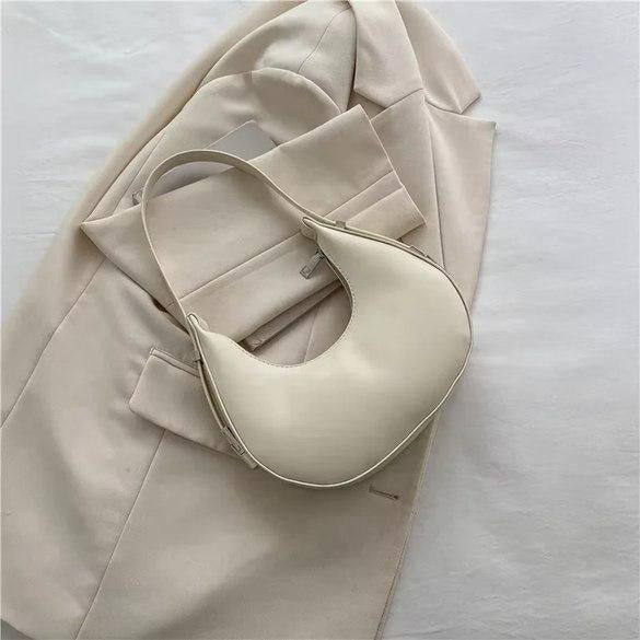 CARTERA MEDIA LUNA CON BROCHE