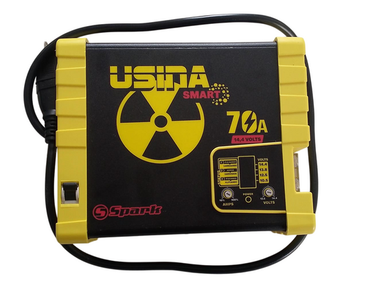 Cargador De Batería Sonido Usina De 70 Amperios 14.4 Voltios