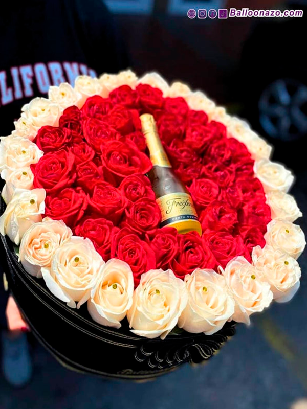 ARREGLO ELEGANTE FLORES Y VINO